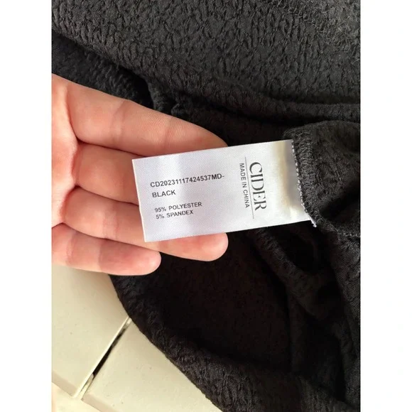 Cider Black Red Ruffle Bow Textured Sweetheart Neck Midi Dress Size M - Picture 6 of 8